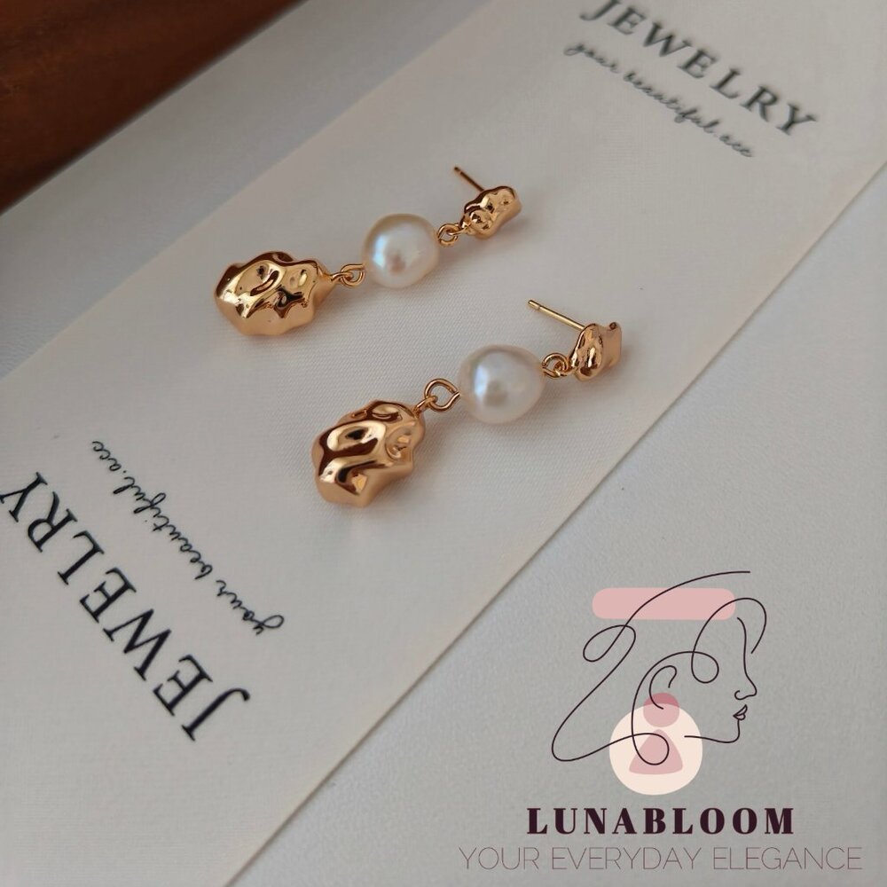 S925 Sterling Silver 18K Gold-Plated Natural Freshwater Pearl Earrings